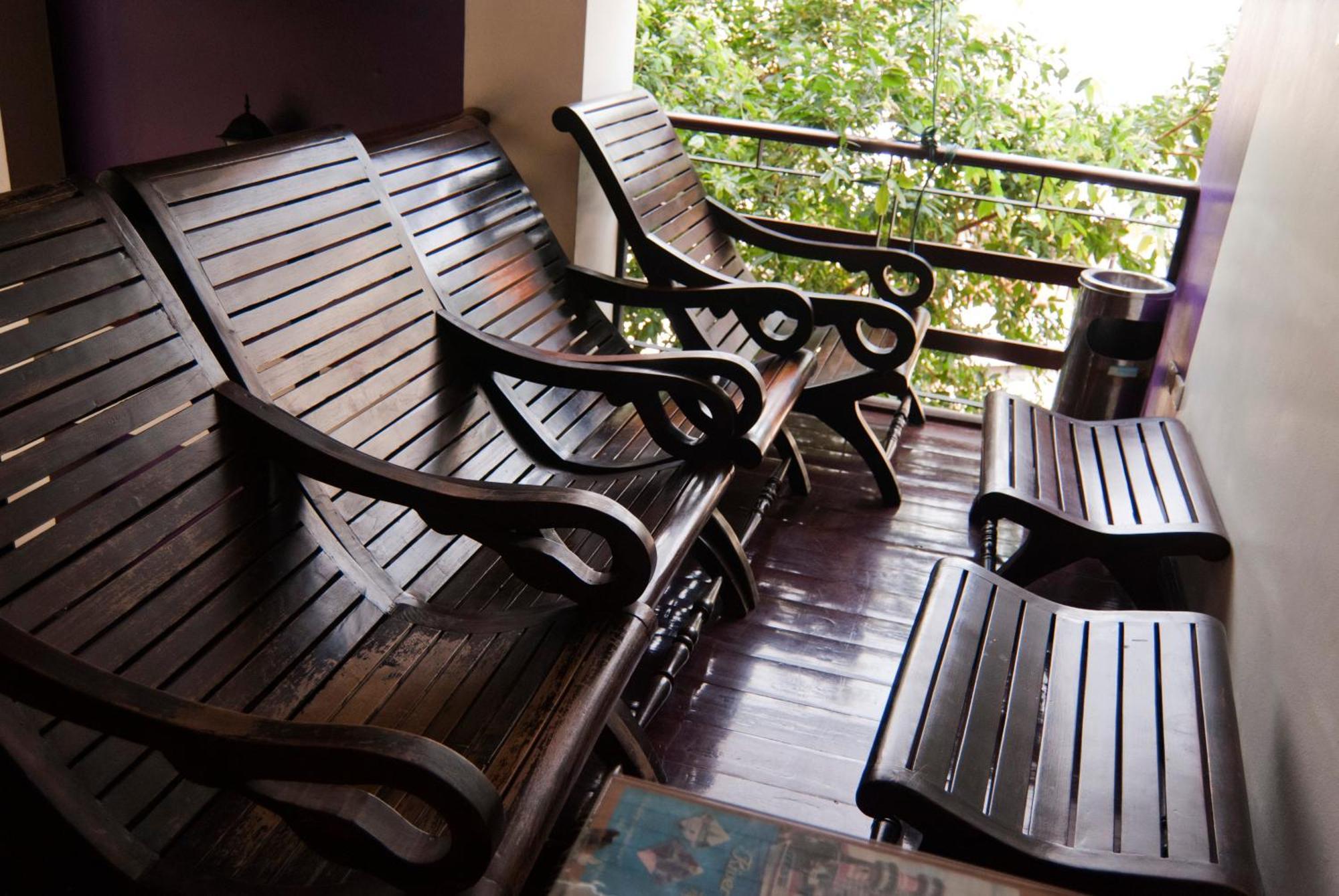 מלון בנגקוק Erawan House מראה חיצוני תמונה