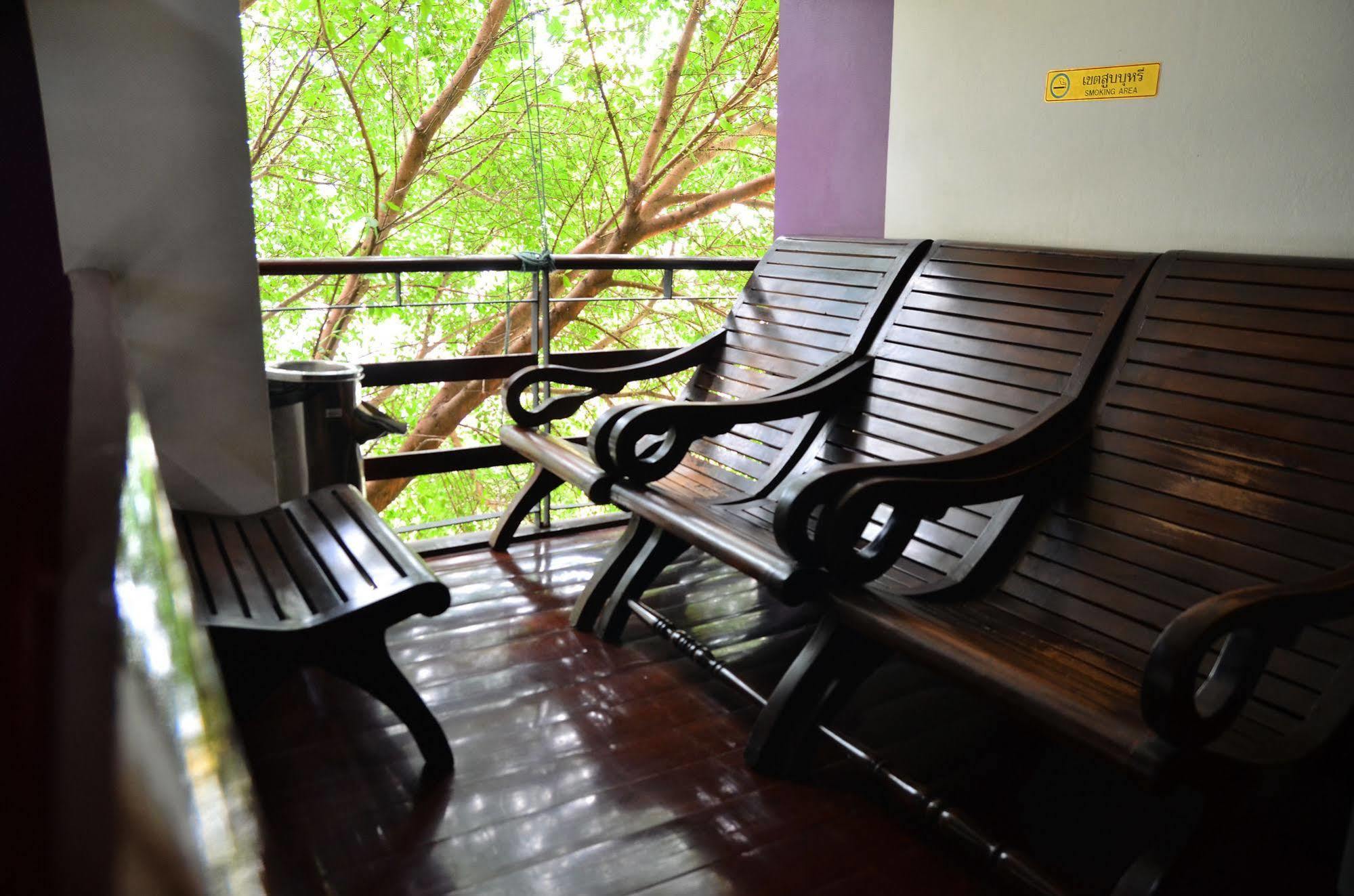 מלון בנגקוק Erawan House מראה חיצוני תמונה